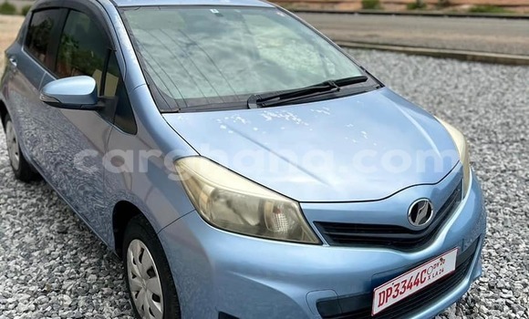 Ra Àlòkù Toyota Vitz Blue Ọkọ̀ in Accra ni Greater Accra