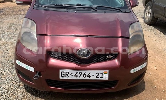 Ra Àlòkù Toyota Vitz Red Ọkọ̀ in Accra ni Greater Accra