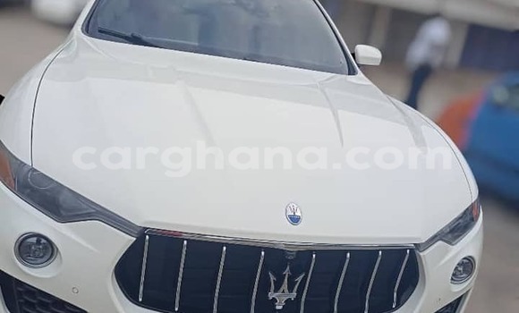 Sayi Na hannu Maserati Levante White Mota in Accra a Greater Accra