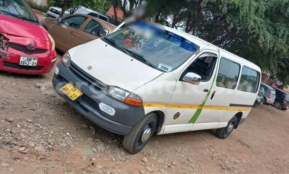 Buy Used Toyota FJ Cruiser White Car in Accra in Greater Accra