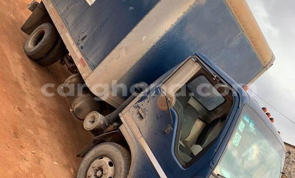 Sayi Na hannu Isuzu Bighorn Blue Babbar mota in Accra a Greater Accra Sayi Na hannu Isuzu Bighorn Blue Babbar mota in Accra a Greater Accra