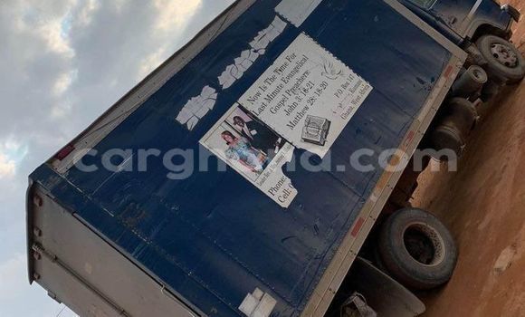 Sayi Na hannu Isuzu Bighorn Blue Babbar mota in Accra a Greater Accra Sayi Na hannu Isuzu Bighorn Blue Babbar mota in Accra a Greater Accra