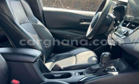 Sayi Na hannu Toyota Corolla White Mota in Accra a Greater Accra Sayi Na hannu Toyota Corolla White Mota in Accra a Greater Accra