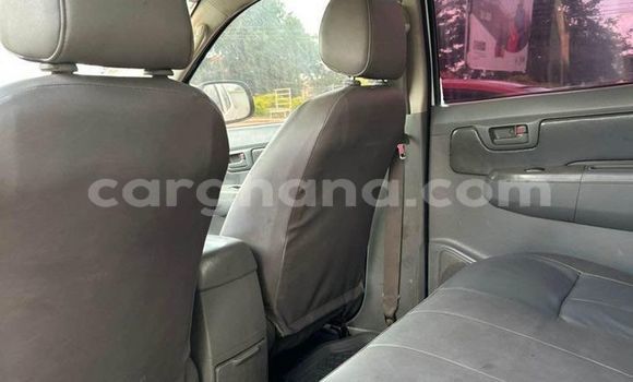 Sayi Na hannu Toyota Hilux White Mota in Accra a Greater Accra Sayi Na hannu Toyota Hilux White Mota in Accra a Greater Accra