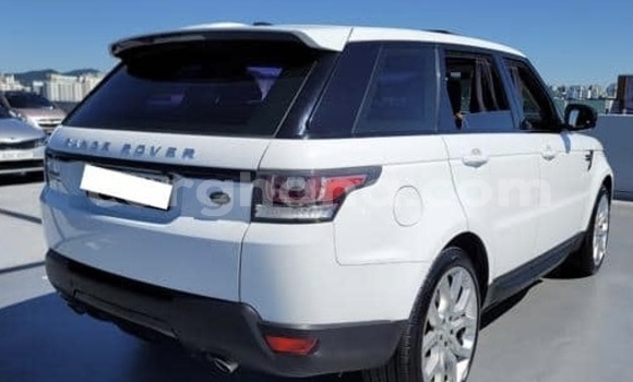 Sayi Na hannu Land Rover Range Rover Sport White Mota in Kumasi a Ashanti Sayi Na hannu Land Rover Range Rover Sport White Mota in Kumasi a Ashanti