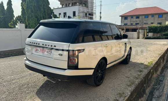 Buy Used Land Rover Range Rover Vogue White Car in Accra in Greater Accra Buy Used Land Rover Range Rover Vogue White Car in Accra in Greater Accra