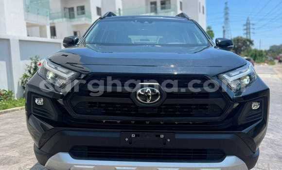 Ra Àlòkù Toyota RAV4 Black Ọkọ̀ in Accra ni Greater Accra
