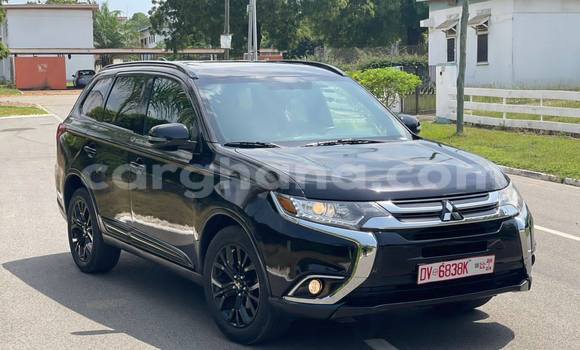 Ra Àlòkù Mitsubishi Outlander Black Ọkọ̀ in Accra ni Greater Accra