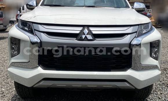 Buy Used Mitsubishi L200 White Car in Accra in Greater Accra Buy Used Mitsubishi L200 White Car in Accra in Greater Accra
