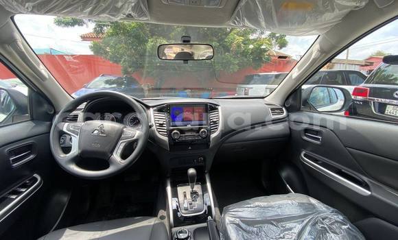 Buy Used Mitsubishi L200 White Car in Accra in Greater Accra Buy Used Mitsubishi L200 White Car in Accra in Greater Accra