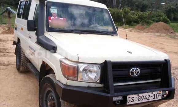 Buy Used Toyota Land Cruiser Prado White Car in Accra in Greater Accra Buy Used Toyota Land Cruiser Prado White Car in Accra in Greater Accra