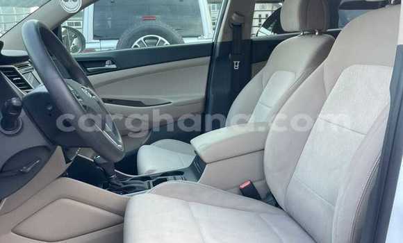 Buy Used Hyundai Tucson White Car in Accra in Greater Accra Buy Used Hyundai Tucson White Car in Accra in Greater Accra