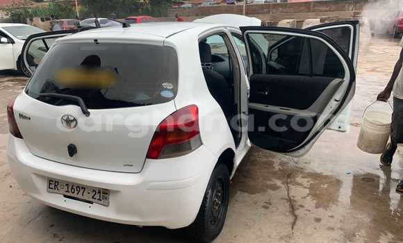 Buy Used Toyota Vitz White Car in Accra in Greater Accra Buy Used Toyota Vitz White Car in Accra in Greater Accra