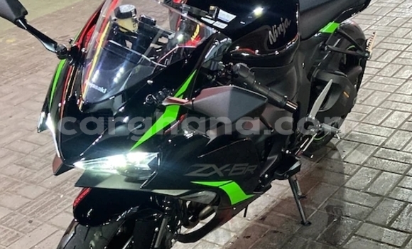 Buy Used Kawasaki Ninja Beige Bike in Accra in Greater Accra