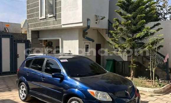Ra Àlòkù Pontiac Vibe Blue Ọkọ̀ in Sekondi–Takoradi Metropolitan ni Oorun