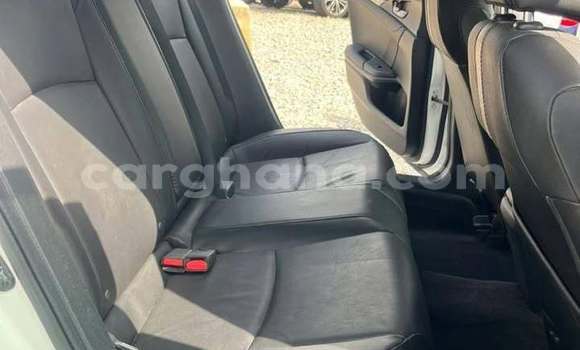 Buy Used Honda Civic White Car in Kumasi in Ashanti Buy Used Honda Civic White Car in Kumasi in Ashanti