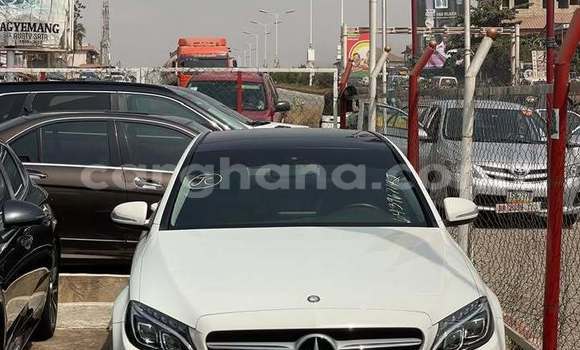 Buy Used Mercedes‒Benz G-klasse White Car in Accra in Greater Accra
