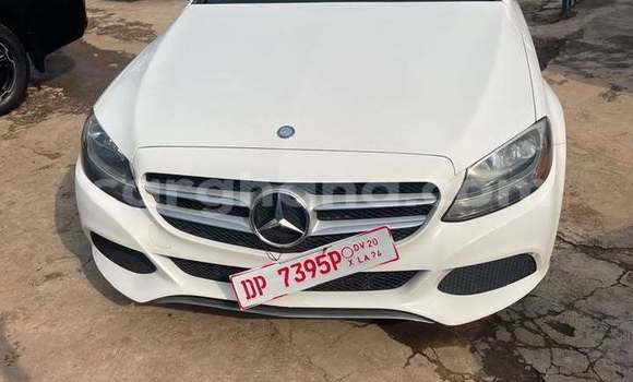 Buy Used Mercedes‒Benz G-klasse White Car in Accra in Greater Accra Buy Used Mercedes‒Benz G-klasse White Car in Accra in Greater Accra