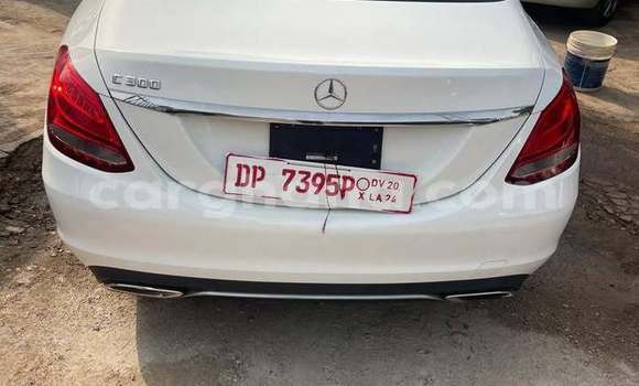 Buy Used Mercedes‒Benz G-klasse White Car in Accra in Greater Accra Buy Used Mercedes‒Benz G-klasse White Car in Accra in Greater Accra