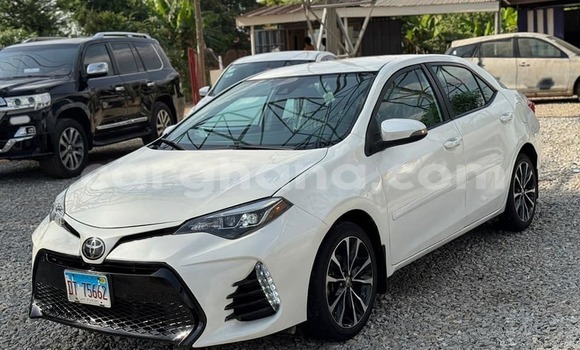 Ra Àlòkù Toyota Corolla Altis funfun Ọkọ̀ in Accra ni Greater Accra Ra Àlòkù Toyota Corolla Altis funfun Ọkọ̀ in Accra ni Greater Accra