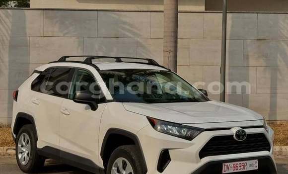 Buy Used Toyota RAV4 White Car in Accra in Greater Accra