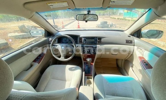 Sayi Na hannu Toyota Corolla Azurfa Mota in Sekondi a Yamma Sayi Na hannu Toyota Corolla Azurfa Mota in Sekondi a Yamma