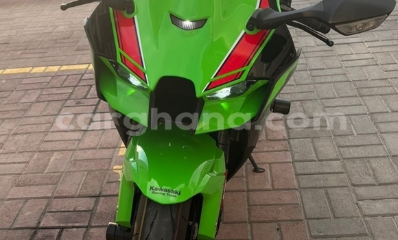 Sayi Na hannu Kawasaki Ninja ZX-10R Green Motsi in Accra a Greater Accra