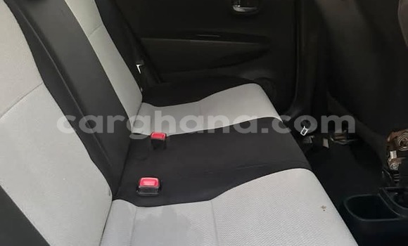 Ra Àlòkù Toyota Yaris funfun Ọkọ̀ in Sekondi–Takoradi Metropolitan ni Oorun Ra Àlòkù Toyota Yaris funfun Ọkọ̀ in Sekondi–Takoradi Metropolitan ni Oorun