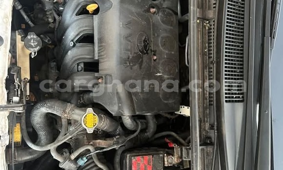 Ra Àlòkù Toyota Yaris funfun Ọkọ̀ in Sekondi–Takoradi Metropolitan ni Oorun Ra Àlòkù Toyota Yaris funfun Ọkọ̀ in Sekondi–Takoradi Metropolitan ni Oorun