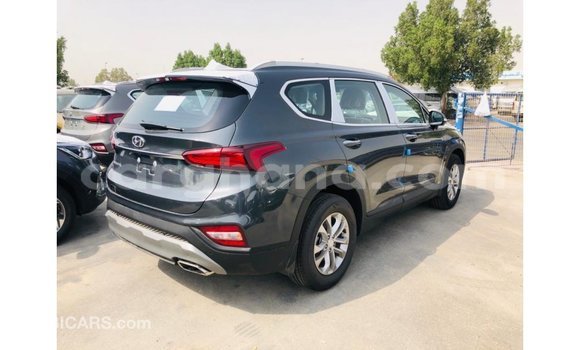 Buy Import Hyundai Santa Fe Green Car in Import - Dubai in Ashanti Buy Import Hyundai Santa Fe Green Car in Import - Dubai in Ashanti