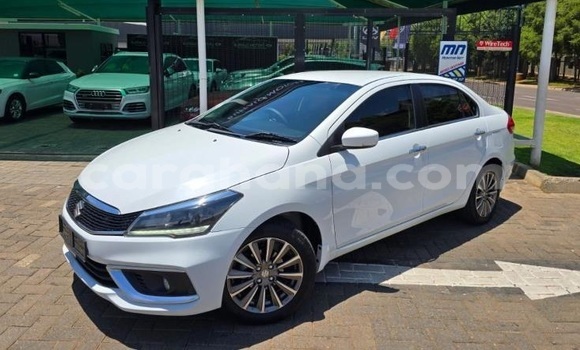 Buy Used Suzuki Ciaz White Car in Accra in Greater Accra