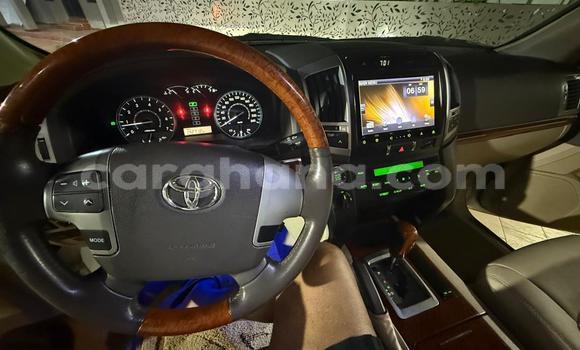 Buy Used Toyota Land Cruiser White Car in Accra in Greater Accra Buy Used Toyota Land Cruiser White Car in Accra in Greater Accra