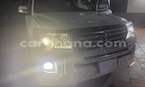 Buy Used Toyota Land Cruiser White Car in Accra in Greater Accra Buy Used Toyota Land Cruiser White Car in Accra in Greater Accra