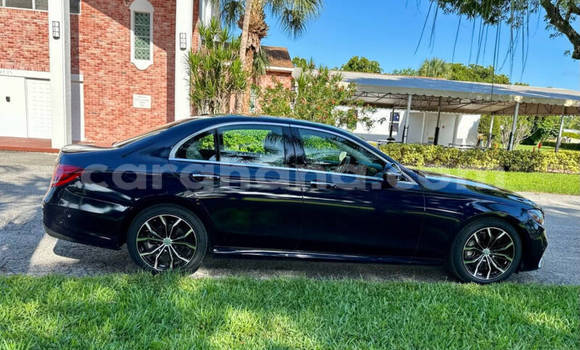 Buy Used Mercedes-Benz E-Classe Blue Car in Abura in Central Buy Used Mercedes-Benz E-Classe Blue Car in Abura in Central