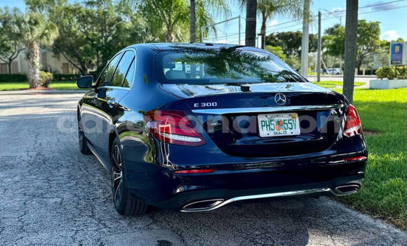 Buy Used Mercedes-Benz E-Classe Blue Car in Abura in Central Buy Used Mercedes-Benz E-Classe Blue Car in Abura in Central