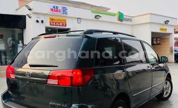 Ra Àlòkù Toyota Sienna Alawọ ewe Ọkọ̀ in Sekondi–Takoradi Metropolitan ni Oorun Ra Àlòkù Toyota Sienna Alawọ ewe Ọkọ̀ in Sekondi–Takoradi Metropolitan ni Oorun