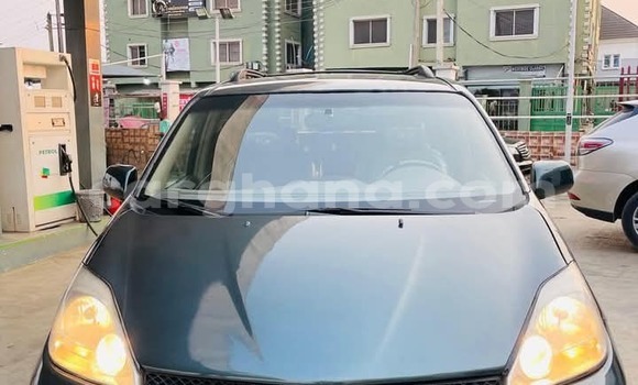 Ra Àlòkù Toyota Sienna Alawọ ewe Ọkọ̀ in Sekondi–Takoradi Metropolitan ni Oorun Ra Àlòkù Toyota Sienna Alawọ ewe Ọkọ̀ in Sekondi–Takoradi Metropolitan ni Oorun