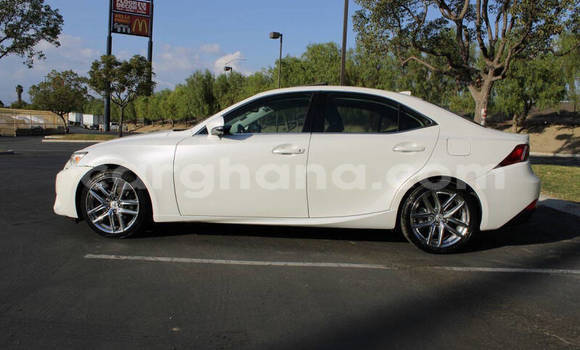 Buy Used Lexus IS White Car in Accra in Greater Accra Buy Used Lexus IS White Car in Accra in Greater Accra