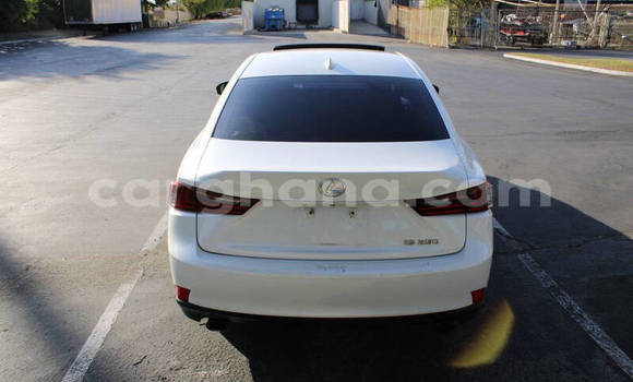 Buy Used Lexus IS White Car in Accra in Greater Accra Buy Used Lexus IS White Car in Accra in Greater Accra