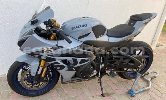 Buy Used Suzuki GSX–R Silver Bike in Accra in Greater Accra