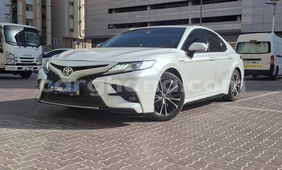 Buy Used Toyota Camry White Car in Accra in Greater Accra Buy Used Toyota Camry White Car in Accra in Greater Accra
