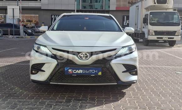 Buy Used Toyota Camry White Car in Accra in Greater Accra Buy Used Toyota Camry White Car in Accra in Greater Accra