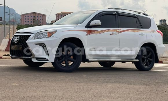 Buy Used Toyota RAV4 White Car in Accra in Greater Accra Buy Used Toyota RAV4 White Car in Accra in Greater Accra