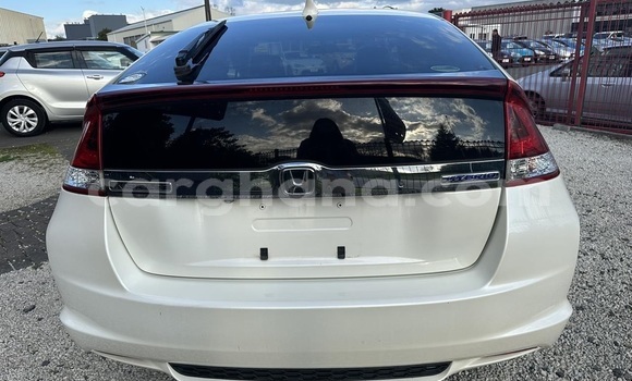 Ra Àlòkù Honda Insight funfun Ọkọ̀ in Kumasi ni Ashanti Ra Àlòkù Honda Insight funfun Ọkọ̀ in Kumasi ni Ashanti