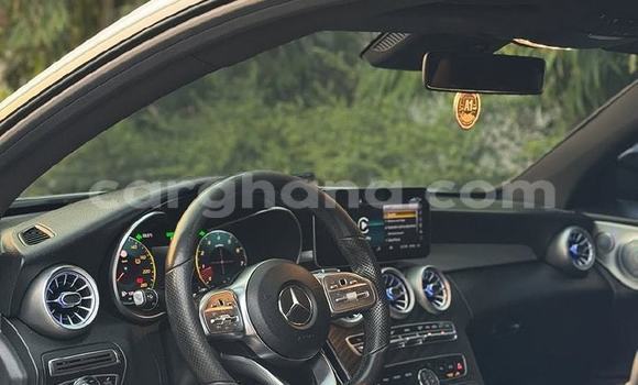 Ra Àlòkù Mercedes‒Benz C–Class funfun Ọkọ̀ in Accra ni Greater Accra Ra Àlòkù Mercedes‒Benz C–Class funfun Ọkọ̀ in Accra ni Greater Accra