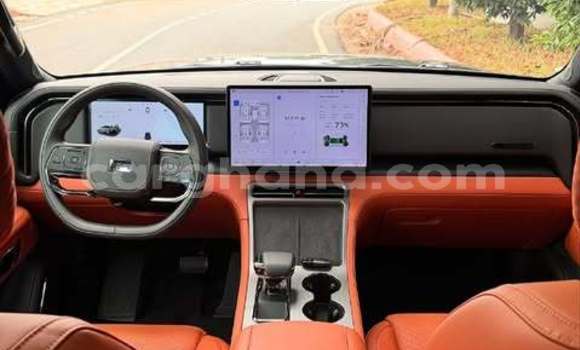 Ra Àlòkù Rover 800 Miiran Ọkọ̀ in Accra ni Greater Accra Ra Àlòkù Rover 800 Miiran Ọkọ̀ in Accra ni Greater Accra