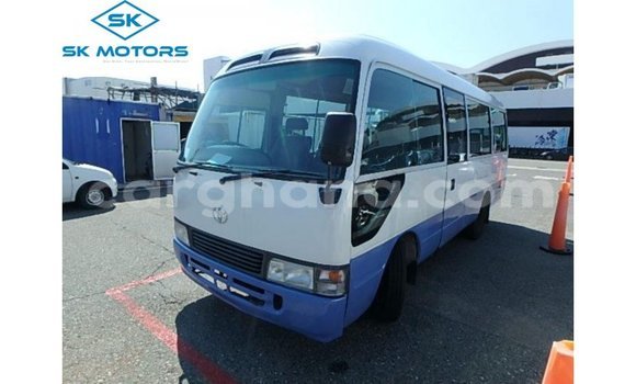 Ra Imported Toyota Coaster funfun Ọkọ̀ in Import - Dubai ni Ashanti Ra Imported Toyota Coaster funfun Ọkọ̀ in Import - Dubai ni Ashanti