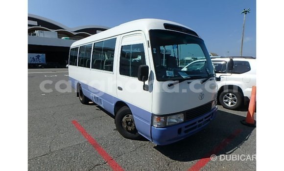 Ra Imported Toyota Coaster funfun Ọkọ̀ in Import - Dubai ni Ashanti Ra Imported Toyota Coaster funfun Ọkọ̀ in Import - Dubai ni Ashanti