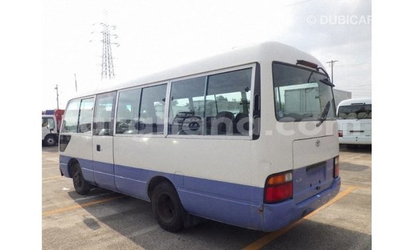 Ra Imported Toyota Coaster funfun Ọkọ̀ in Import - Dubai ni Ashanti Ra Imported Toyota Coaster funfun Ọkọ̀ in Import - Dubai ni Ashanti