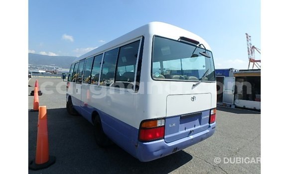 Ra Imported Toyota Coaster funfun Ọkọ̀ in Import - Dubai ni Ashanti Ra Imported Toyota Coaster funfun Ọkọ̀ in Import - Dubai ni Ashanti